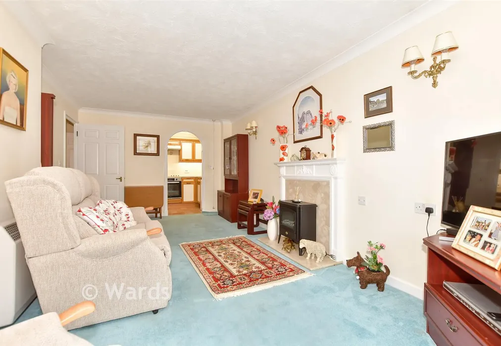 Lounge - Stade Street, Hythe, Kent - Wards of Kent