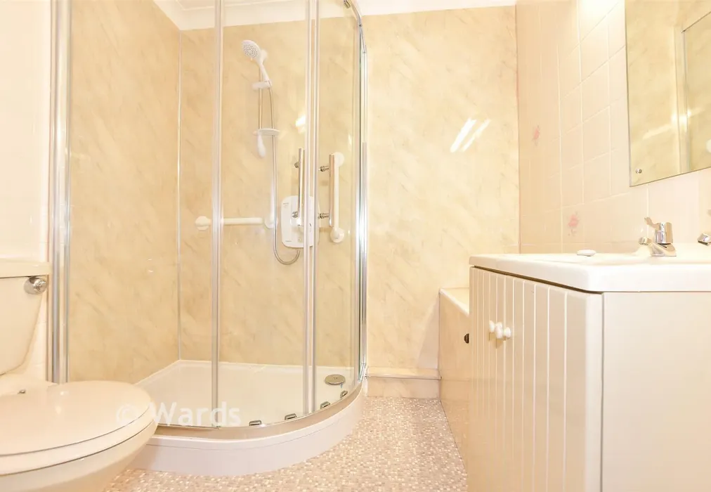 Shower Room - Stade Street, Hythe, Kent - Wards of Kent