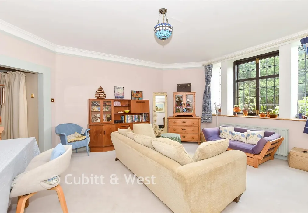 Lounge - Warren Road, Crowborough, East Sussex - Wards of Kent