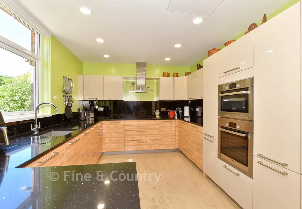 Kitchen/Breakfast Room - St. Mary's Road, West Hythe, Hythe, Kent - Wards of Kent