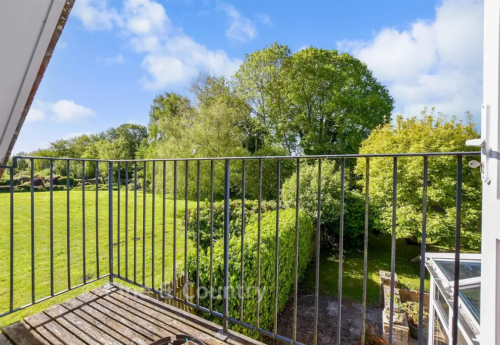 Balcony / Terrace - St. Mary's Road, West Hythe, Hythe, Kent - Wards of Kent