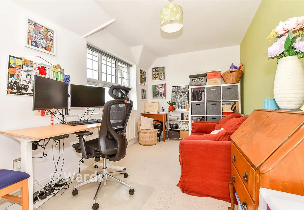 Bedroom 2 - Baltic Road, Tonbridge, Kent - Wards of Kent