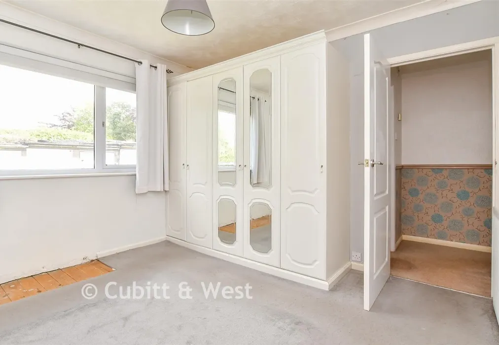 Bedroom 1 - Batemans Road, Woodingdean, Brighton, East Sussex - Wards of Kent