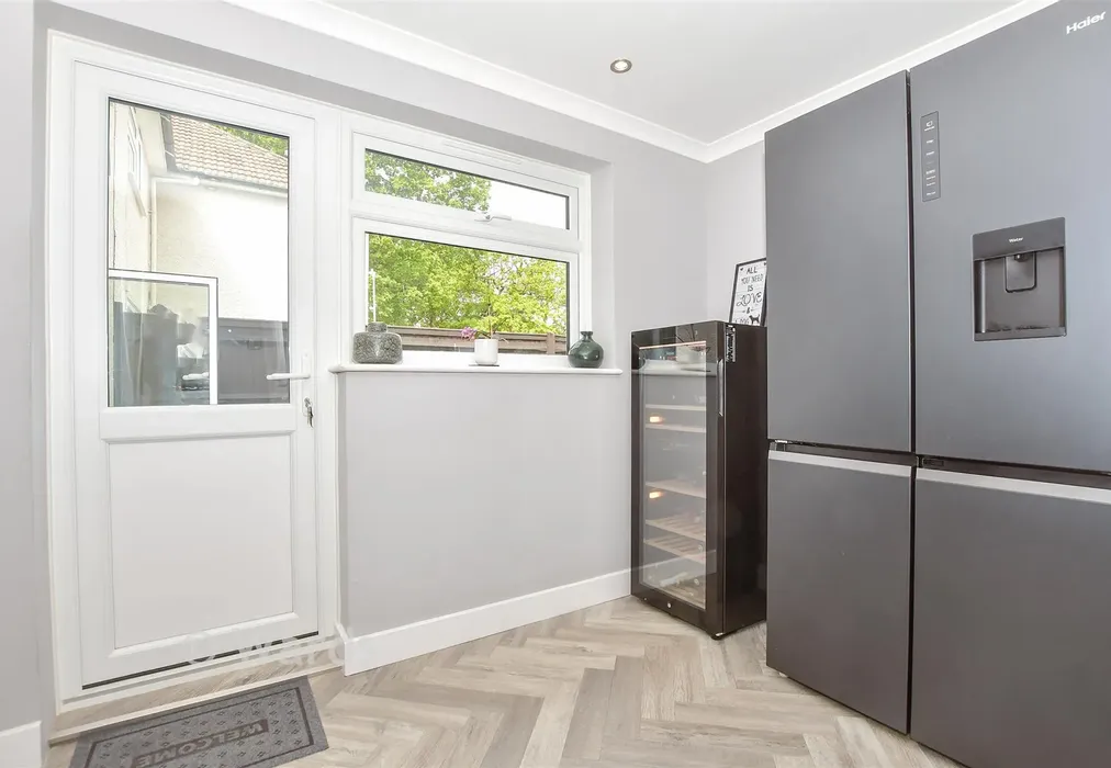 Utility Room - Bishops Oak Ride, Tonbridge, Kent - Wards of Kent