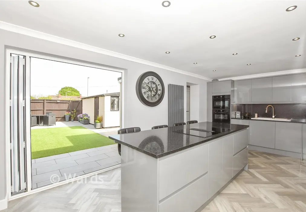 Kitchen/Breakfast Room - Bishops Oak Ride, Tonbridge, Kent - Wards of Kent