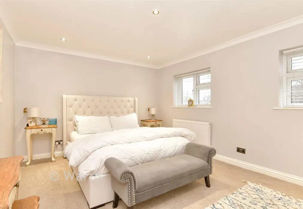 Bedroom 1 - Rudyard Close, Woodingdean, Brighton, East Sussex - Wards of Kent
