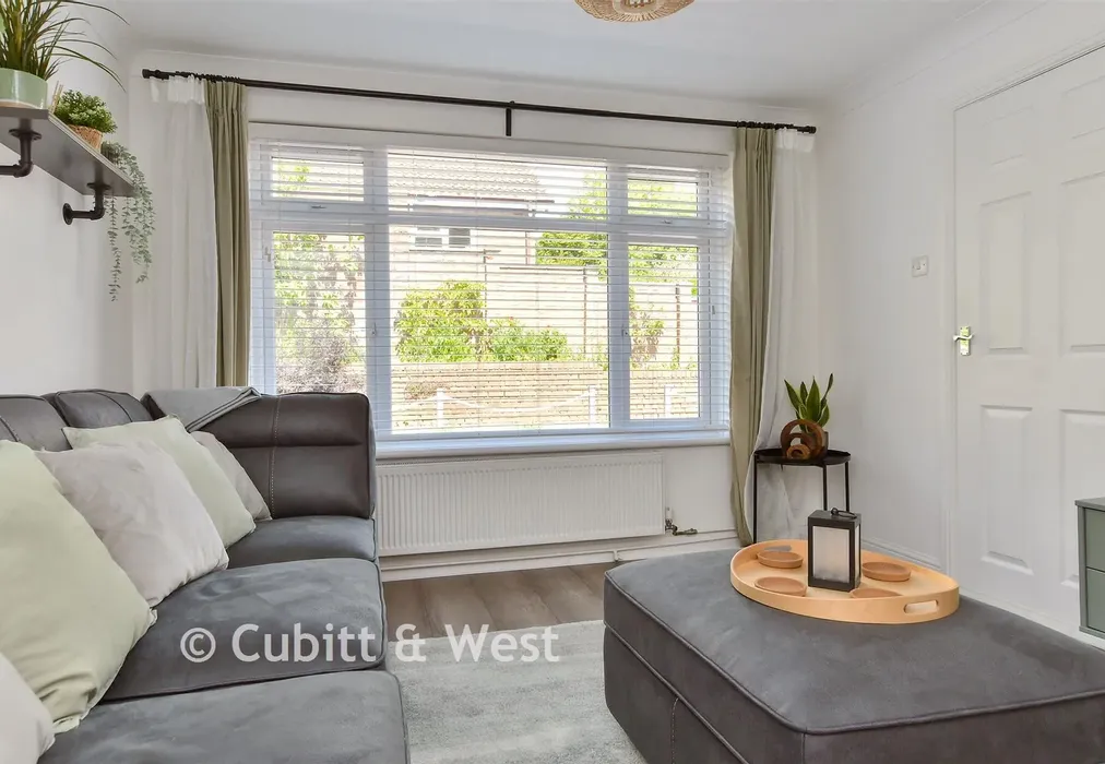 Bedroom 3/Snug - Rudyard Close, Woodingdean, Brighton, East Sussex - Wards of Kent