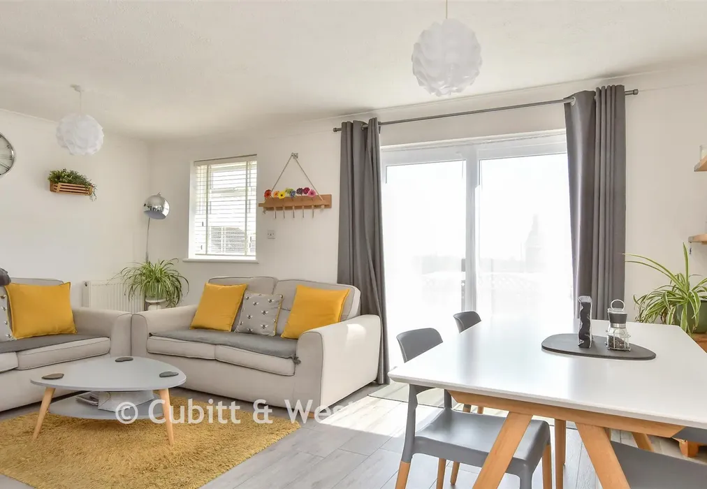 Lounge/ Diner - Rudyard Close, Woodingdean, Brighton, East Sussex - Wards of Kent