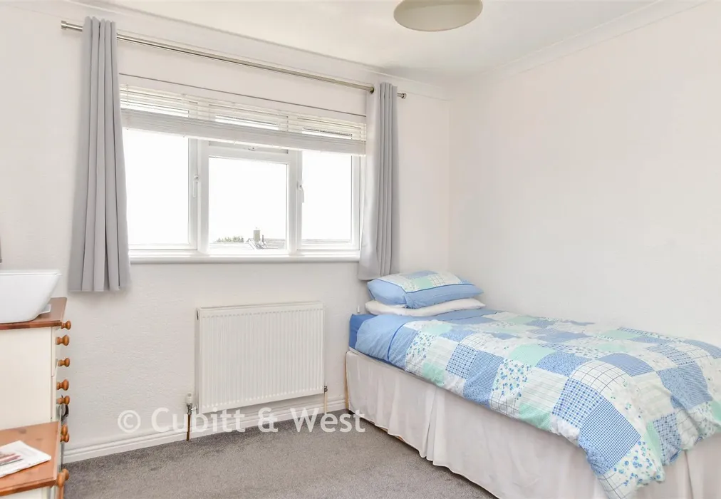 Bedroom 2 - Rudyard Close, Woodingdean, Brighton, East Sussex - Wards of Kent
