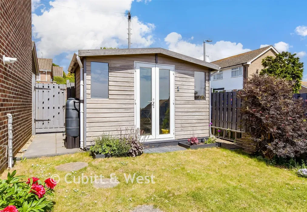 Workshop/Outbuildings - Rudyard Close, Woodingdean, Brighton, East Sussex - Wards of Kent