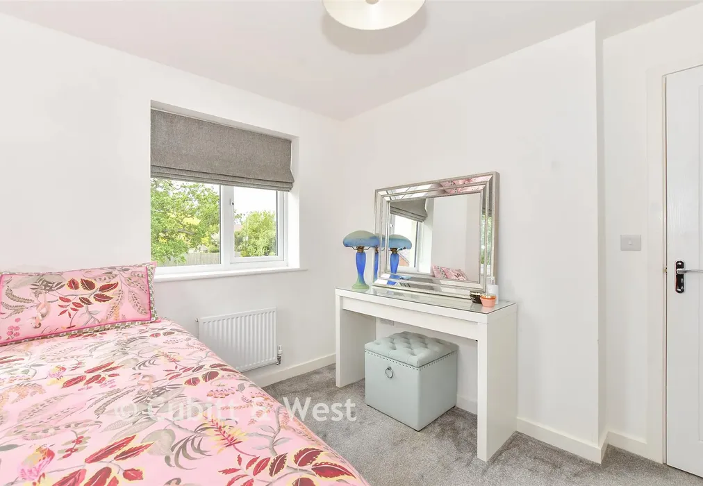 Bedroom 2 - Turret Avenue, Havant, Hampshire - Wards of Kent