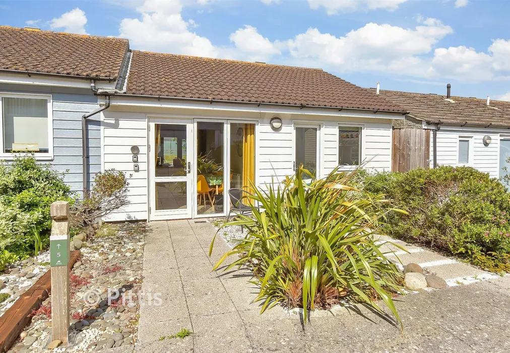 Front - Westbay Club, Norton, Isle of Wight - Wards of Kent