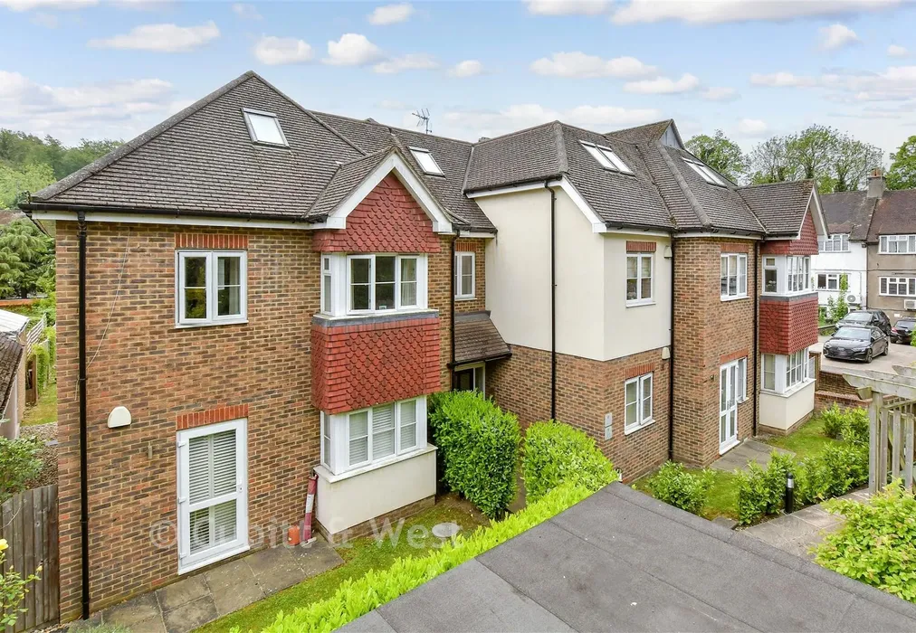 External (Web) - Outwood Lane, Chipstead, Surrey - Wards of Kent