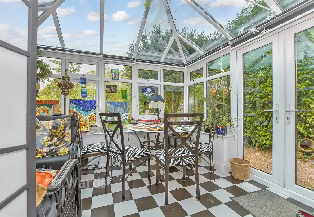 Conservatory - Ingleden Park Road, Tenterden, Kent - Wards of Kent