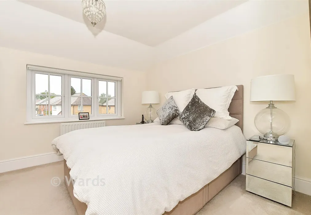 Bedroom 1 - Admiral Way, Marden, Tonbridge, Kent - Wards of Kent