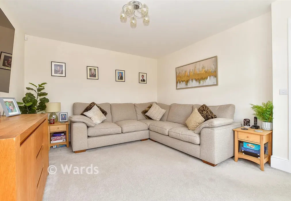 Lounge - Admiral Way, Marden, Tonbridge, Kent - Wards of Kent