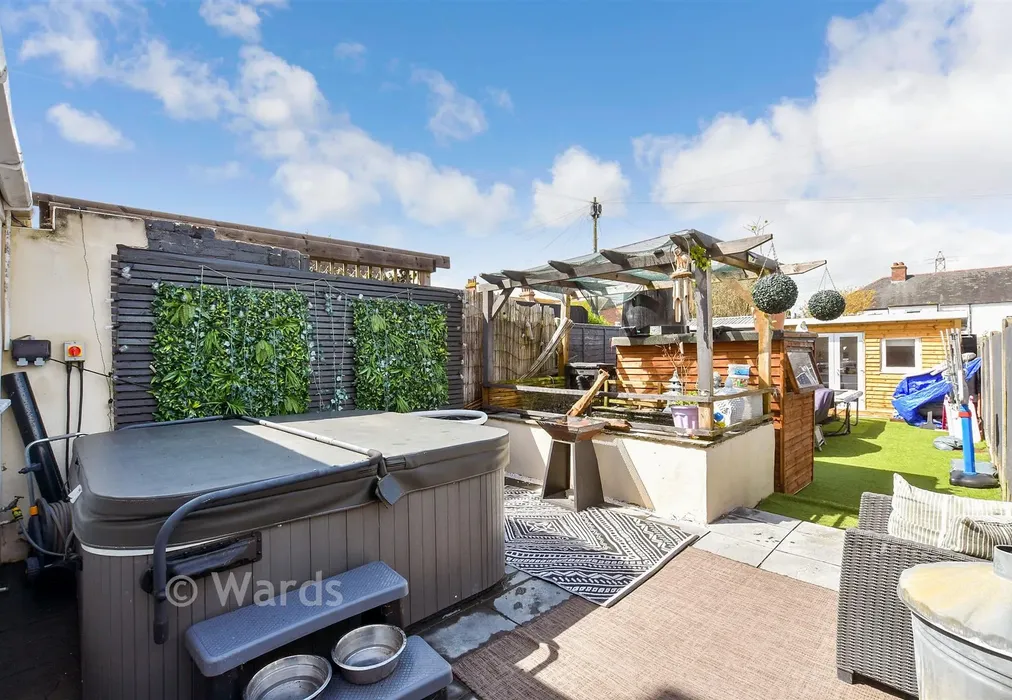 Patio / Decking - Alma Road, Folkestone, Kent - Wards of Kent