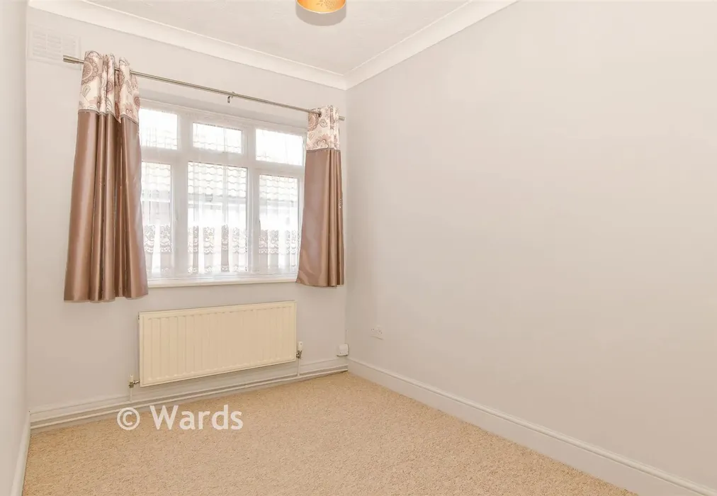 Bedroom 3 - Woodland Avenue, Hartley, Longfield, Kent - Wards of Kent