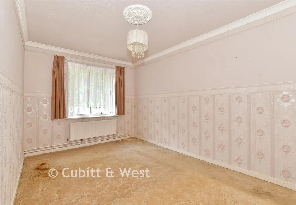 Bedroom 2 - Patchdean, Patcham, Brighton, East Sussex - Wards of Kent