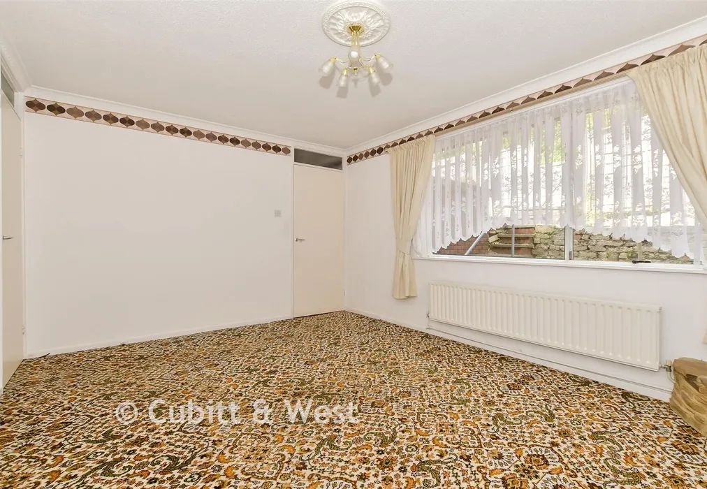 Lounge - Patchdean, Patcham, Brighton, East Sussex - Wards of Kent