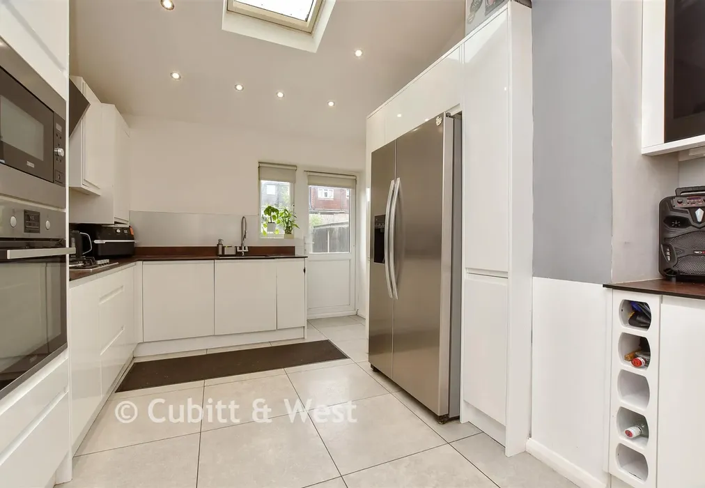 Kitchen - North Downs Road, New Addington, Surrey - Wards of Kent