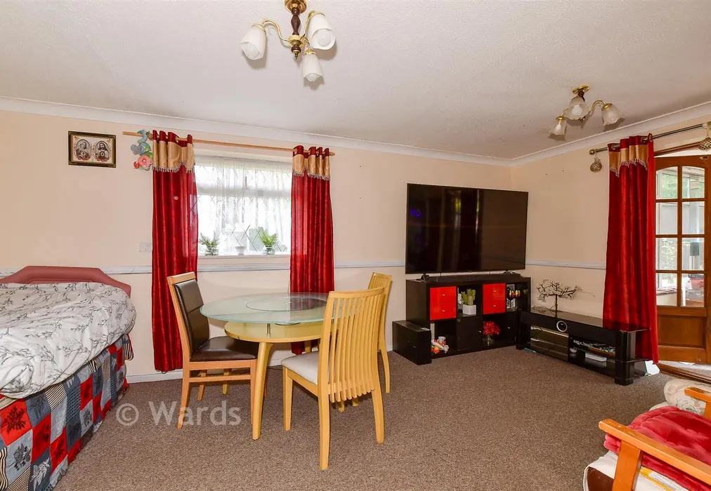 Lounge - Forrester Close, Canterbury, Kent - Wards of Kent