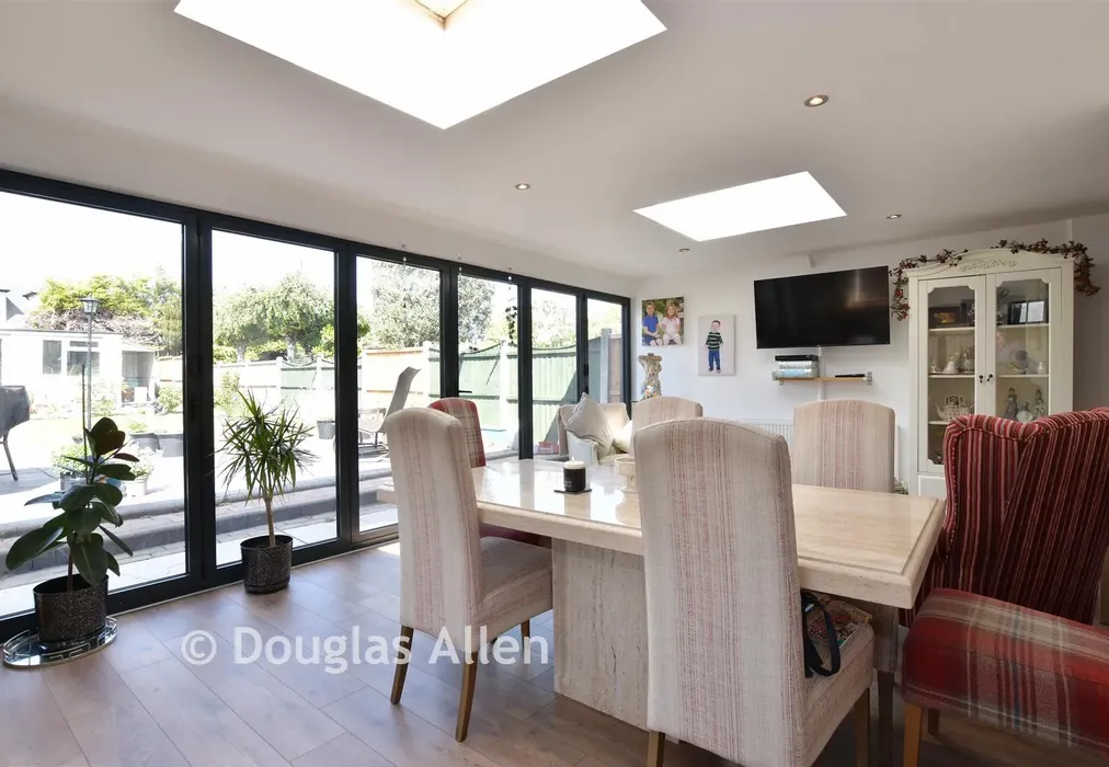 Kitchen/Dining Area - Grosvenor Drive, Hornchurch, Essex - Wards of Kent