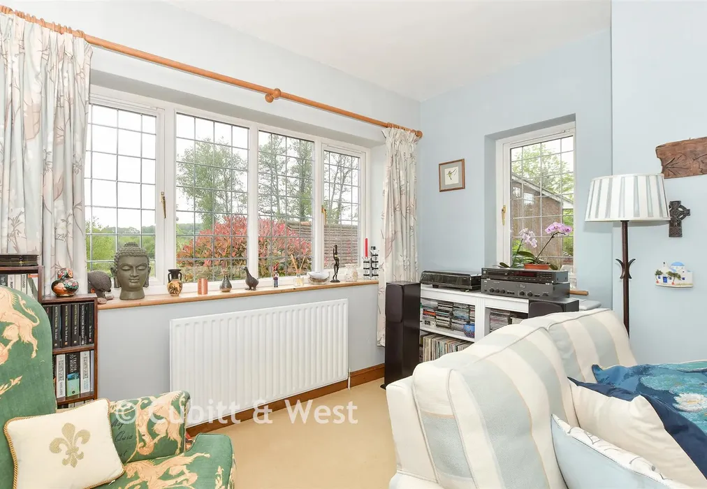 Lounge - Station Road, Withyham, Hartfield, East Sussex - Wards of Kent