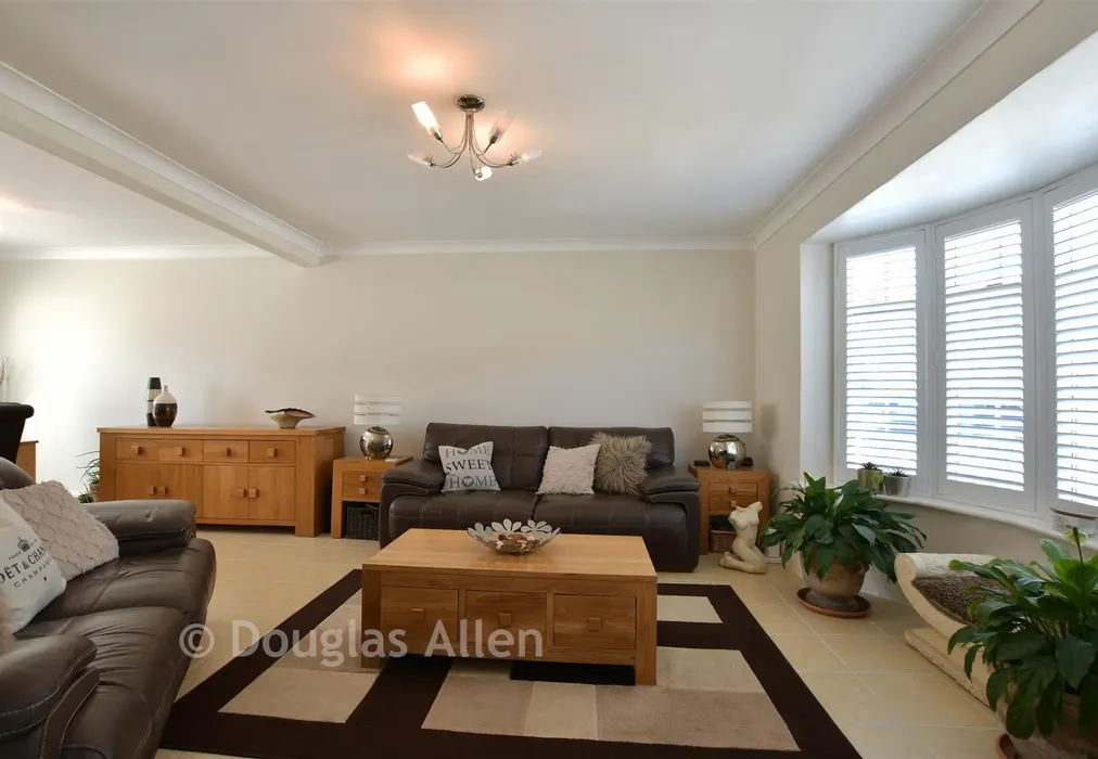 Lounge/Dining Room - Fields Park Crescent, Chadwell Heath, Essex - Wards of Kent