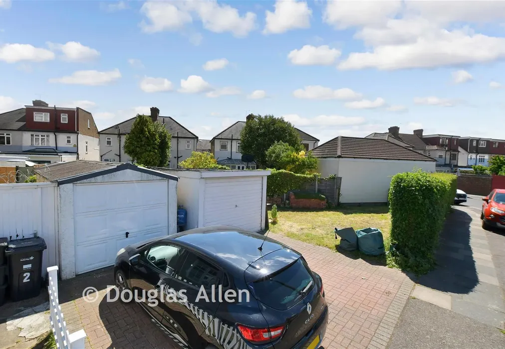 Garage - Fields Park Crescent, Chadwell Heath, Essex - Wards of Kent