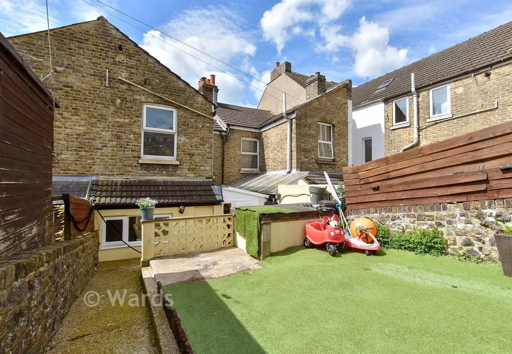 Rear Garden - Heathfield Avenue, Dover, Kent - Wards of Kent