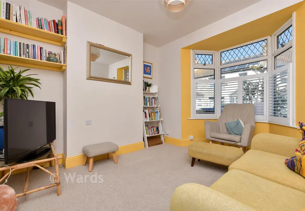 Lounge - Buckingham Road, Margate, Kent - Wards of Kent