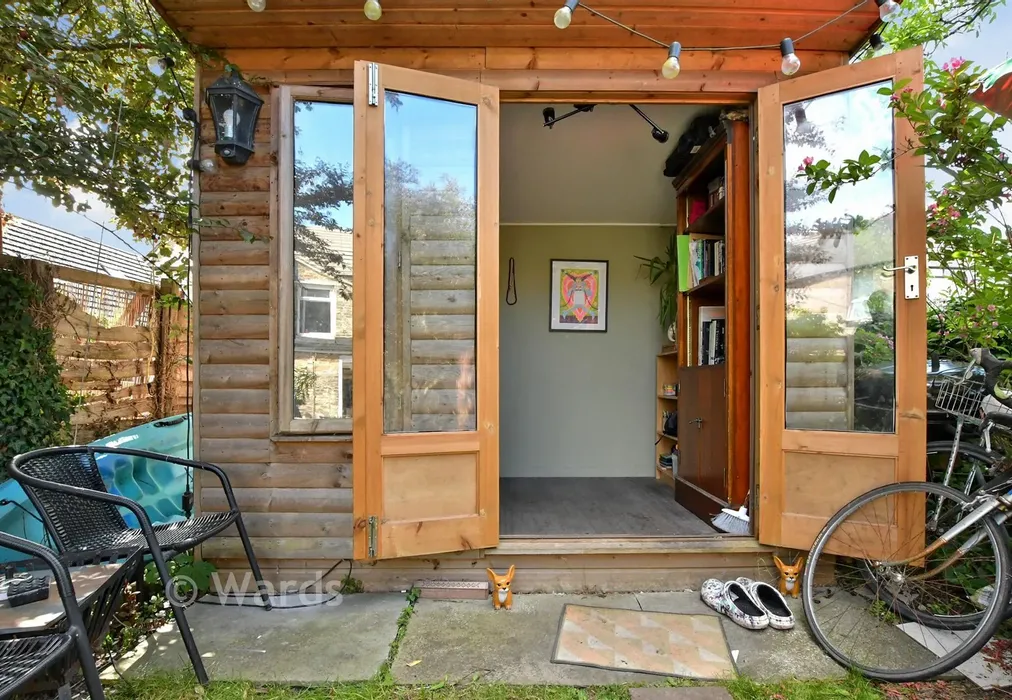 Workshop/Outbuildings - Buckingham Road, Margate, Kent - Wards of Kent