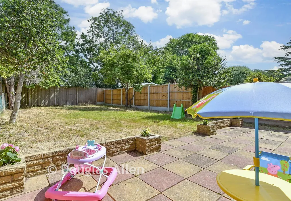 Rear Garden - Ilfracombe Crescent, Hornchurch, Essex - Wards of Kent