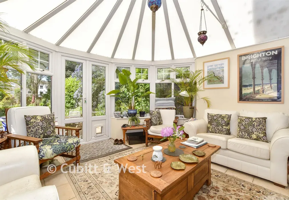 Conservatory - Grand Avenue, Worthing, West Sussex - Wards of Kent