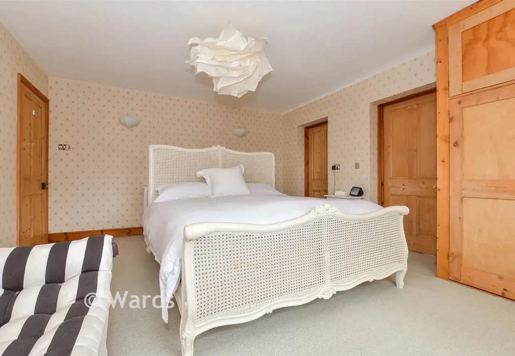 Bedroom 1 - Dover Road, Walmer, Kent - Wards of Kent