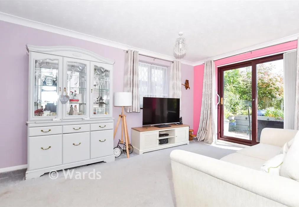 Lounge - Caernarvon Drive, Maidstone, Kent - Wards of Kent
