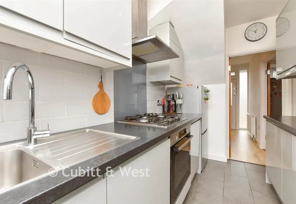 Kitchen - Brocks Drive, Sutton, Surrey - Wards of Kent