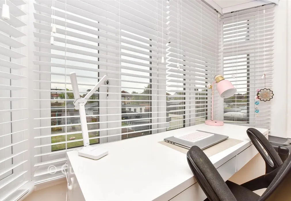 Internal Lifestyle Photograph - Brocks Drive, Sutton, Surrey - Wards of Kent