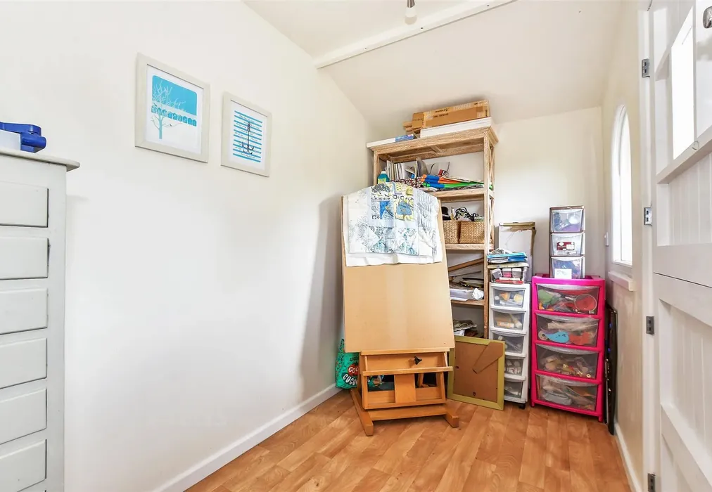 Workshop/Outbuildings - Culver Way, Yaverland, Isle of Wight - Wards of Kent