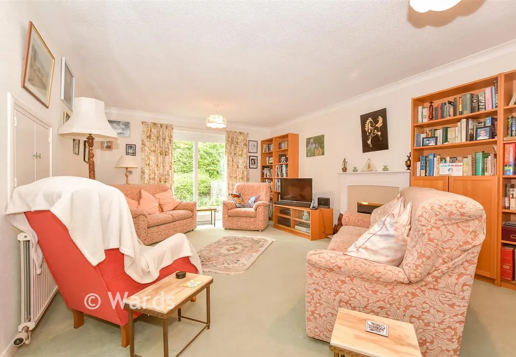 Lounge - Hurst Close, Tenterden, Kent - Wards of Kent