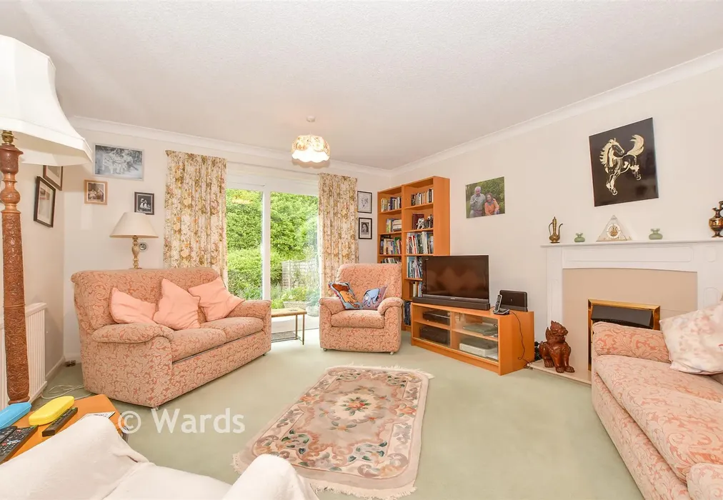 Lounge - Hurst Close, Tenterden, Kent - Wards of Kent