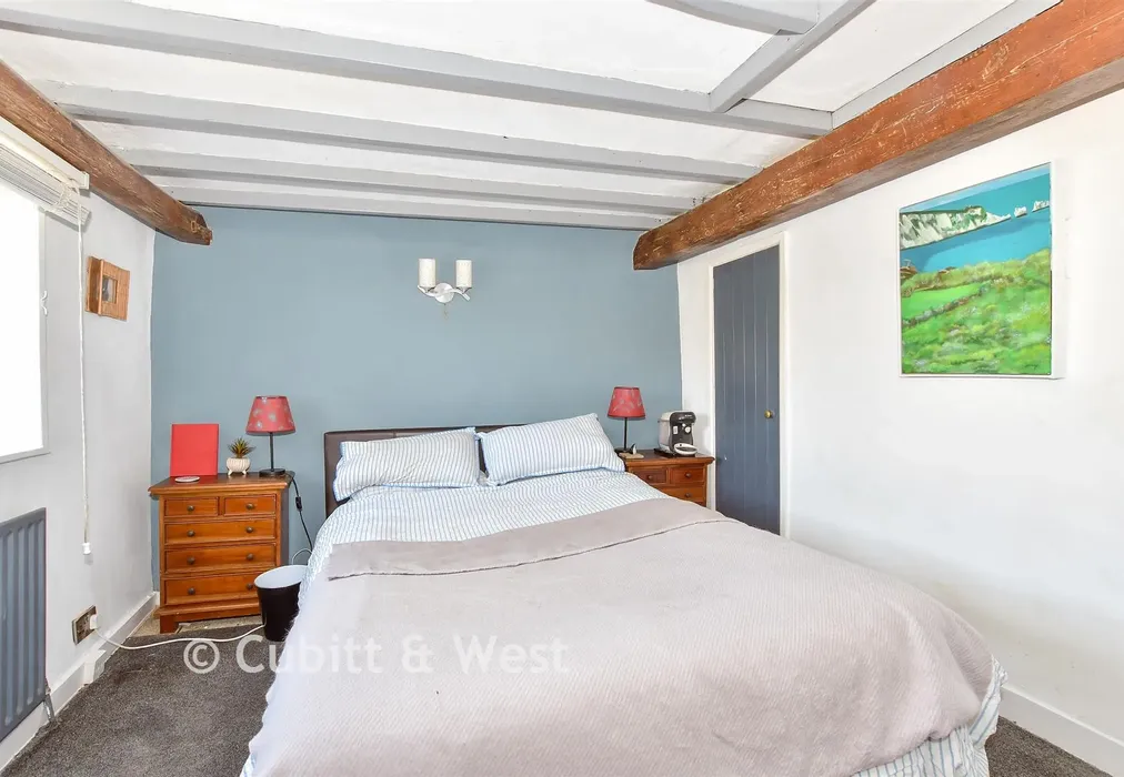 Bedroom 3 - Tarrant Street, Arundel, West Sussex - Wards of Kent