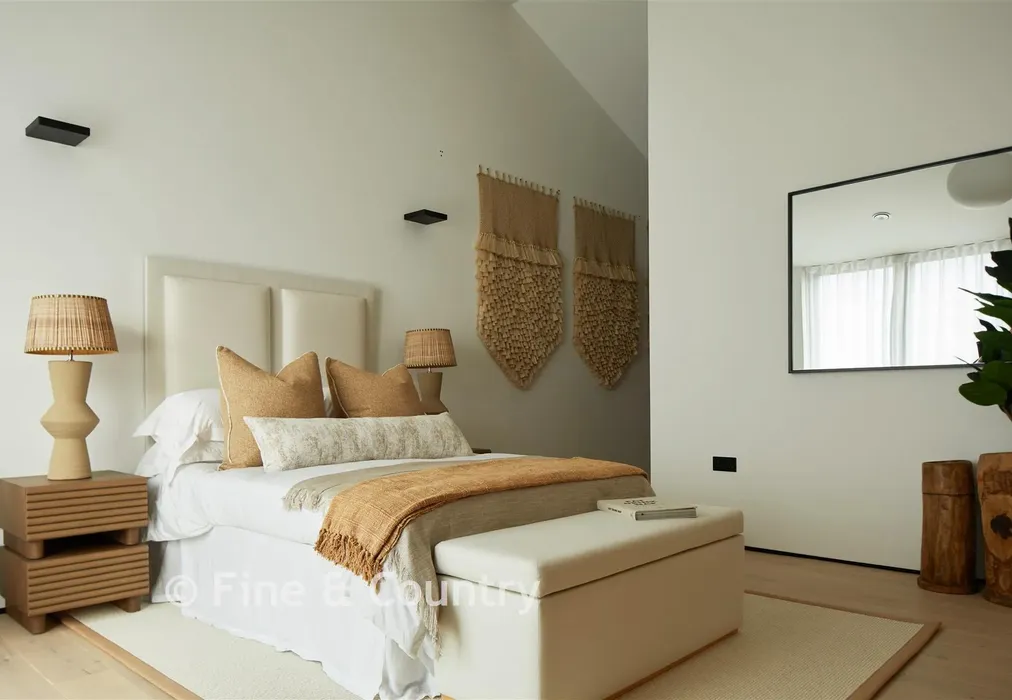 Show Home Bedroom - Hartdene Barns, Hartfield Road, Cowden, Kent - Wards of Kent