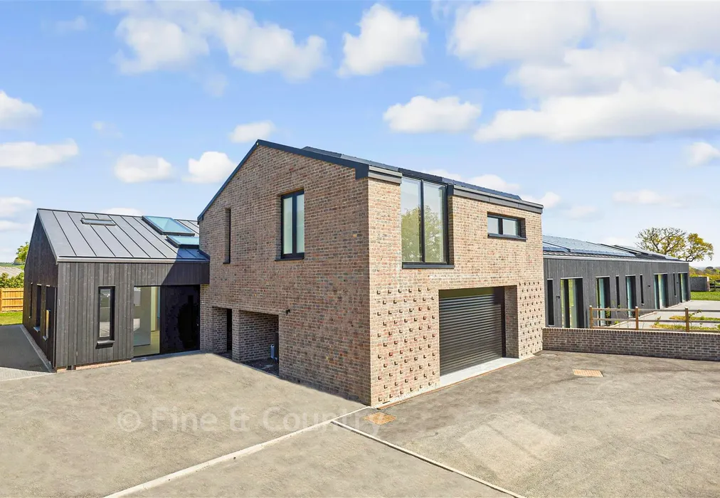 Front - Hartdene Barns, Hartfield Road, Cowden, Kent - Wards of Kent