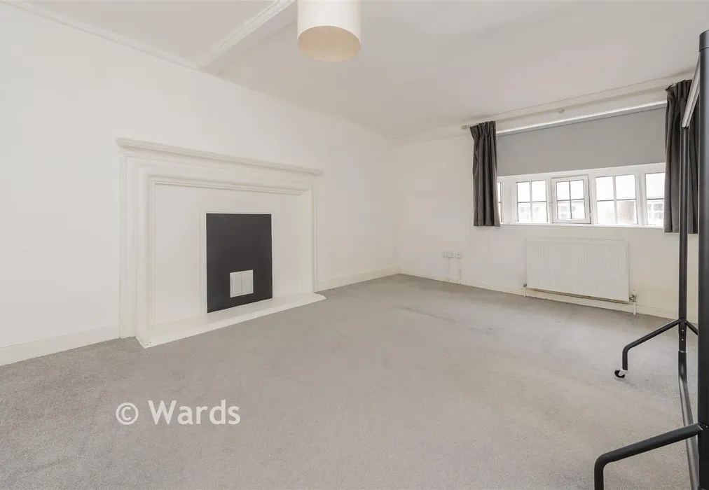 Bedroom 2 - Eastgate Terrace, Rochester, Kent - Wards of Kent