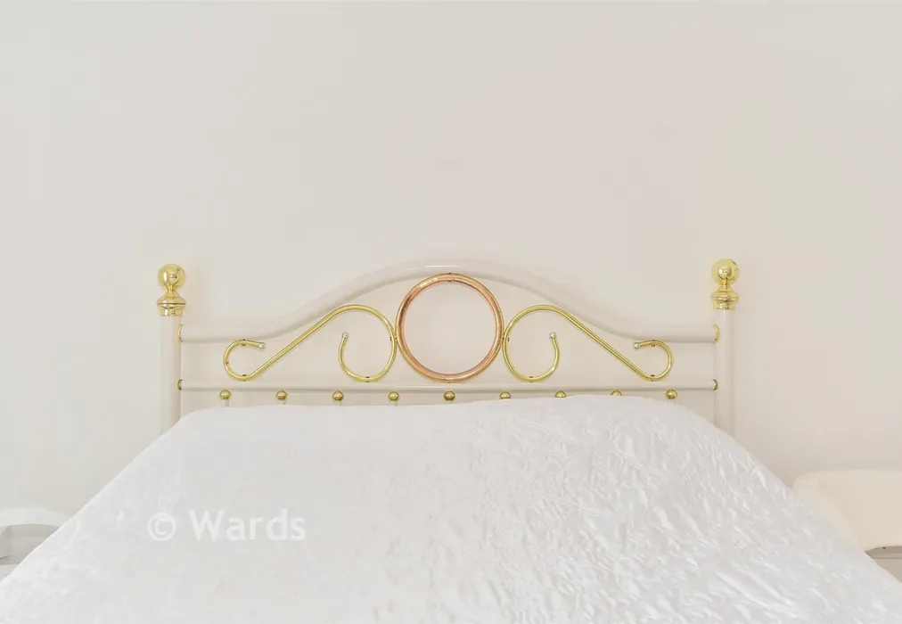 Internal Lifestyle Photograph - Chapel Street, Hythe, Kent - Wards of Kent