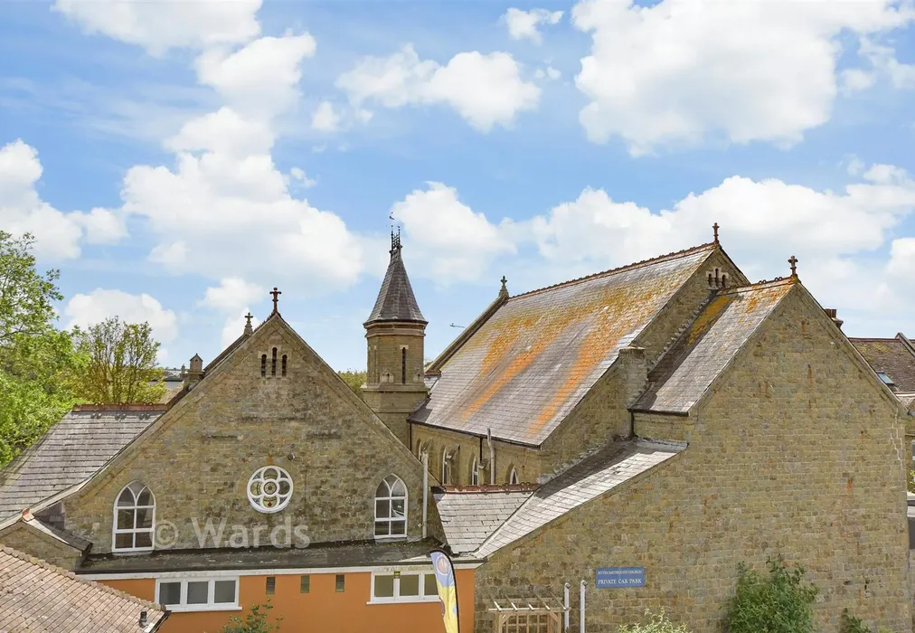 Views To Front - Chapel Street, Hythe, Kent - Wards of Kent