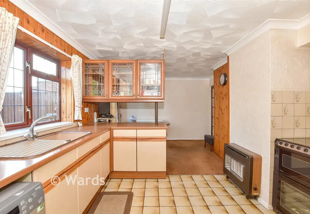 Kitchen/Diner - Hollow Lane, Snodland, Kent - Wards of Kent