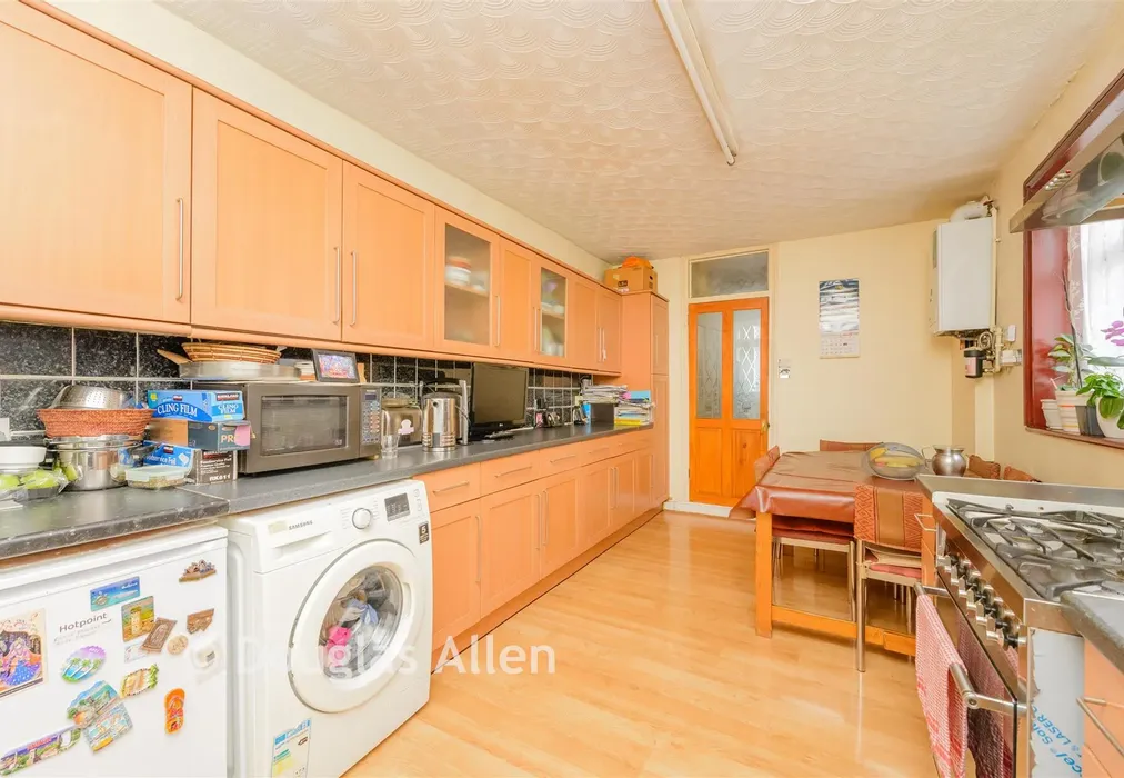Kitchen - Michigan Avenue, London - Wards of Kent